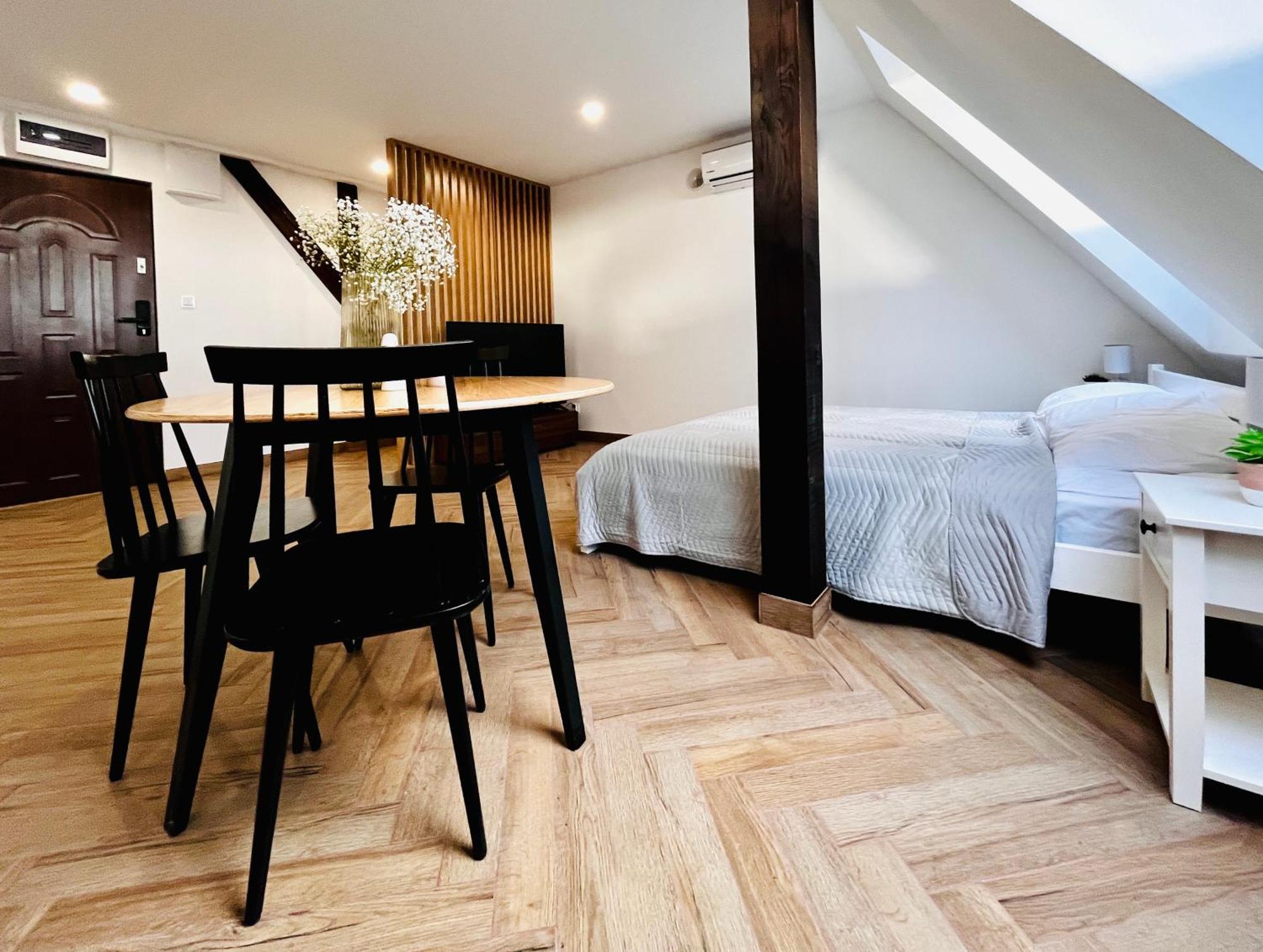 Apartamenty Kamienica Centrum - 1 Maja Lubiń Kültér fotó