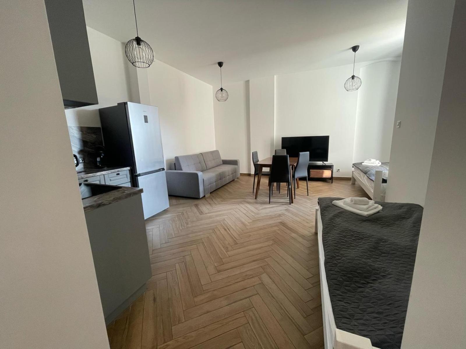 Apartamenty Kamienica Centrum - 1 Maja Lubiń Kültér fotó